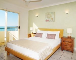 Mediterranean Resorts - Accommodation Burleigh