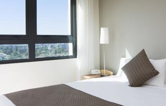 Pacific International Suites Parramatta - Accommodation Burleigh